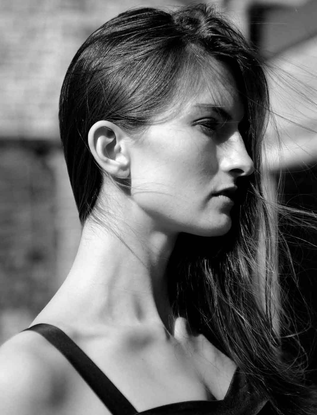 Fashion Photography: female mono neckline